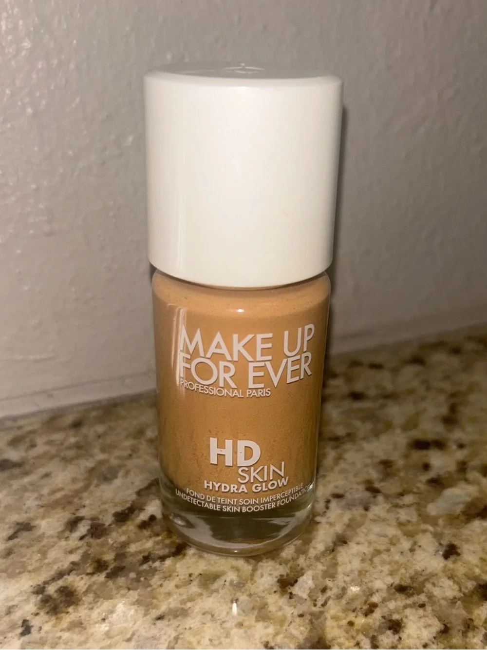 Make Up Forever HD Skin Hydra Glow Foundation - Shade: 3Y46